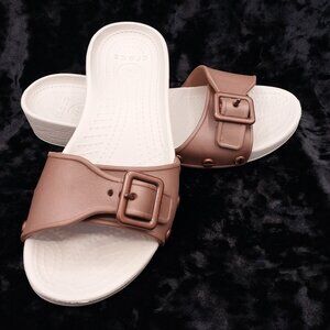 Crocs Sarah Sandals Slides Brown Buckle Slip Comfort Marked Women's Size 4